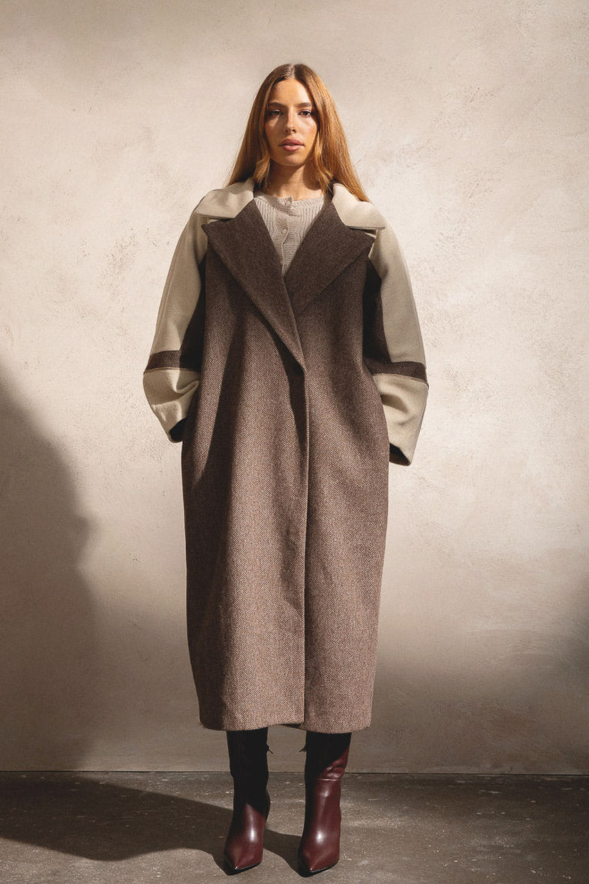 Barchman Qach. Coat in Brown